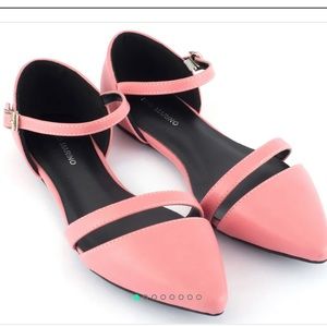 ISO - Mio Marino pink flats